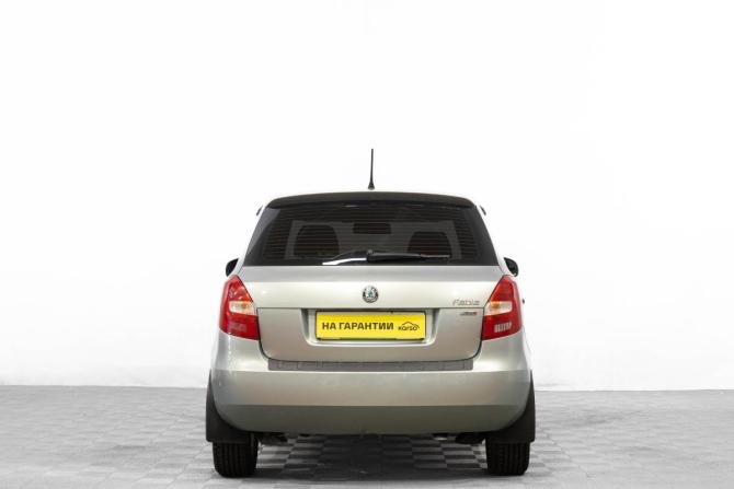 Skoda Fabia II Рестайлинг с пробегом 2012 года, цена 849 000 рублей, 189000 км, хэтчбек, Автокод Объявления