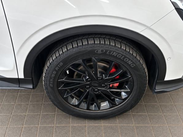 Geely Coolray I с пробегом 2023 года, цена 1 890 000 рублей, 22712 км, внедорожник, Автокод Объявления