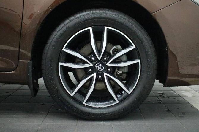 Toyota Camry VII (XV50) Рестайлинг 2 с пробегом 2017 года, цена 2 200 000 рублей, 112322 км, седан, Автокод Объявления