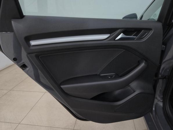 Audi A3 III (8V) Рестайлинг с пробегом 2018 года, цена 2 100 000 рублей, 89323 км, седан, Автокод Объявления