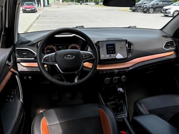 Lada (ВАЗ) Vesta I Рестайлинг (NG) с пробегом 2023 года, цена 1 349 000 рублей, 22957 км, седан, Автокод Объявления