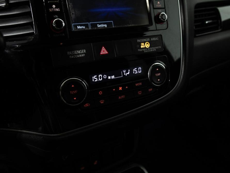 Mitsubishi Outlander III Рестайлинг 2 Санкт-Петербург  - изображение 16