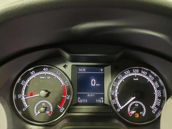 Skoda Octavia III (A7) Рестайлинг с пробегом 2020 года, цена 1 490 000 рублей, 122103 км, лифтбек, Автокод Объявления
