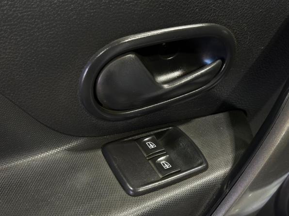 Renault Logan II Рестайлинг с пробегом 2019 года, цена 765 000 рублей, 68540 км, седан, Автокод Объявления