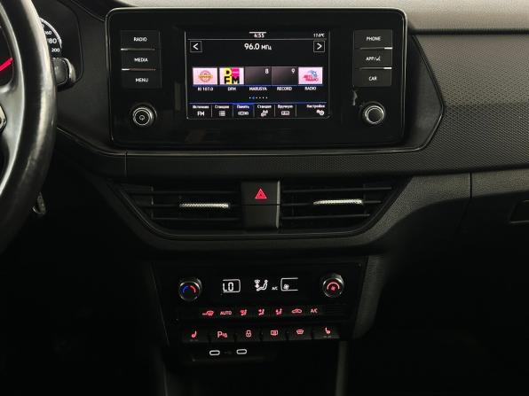 Volkswagen Polo VI с пробегом 2021 года, цена 1 295 000 рублей, 218518 км, лифтбек, Автокод Объявления