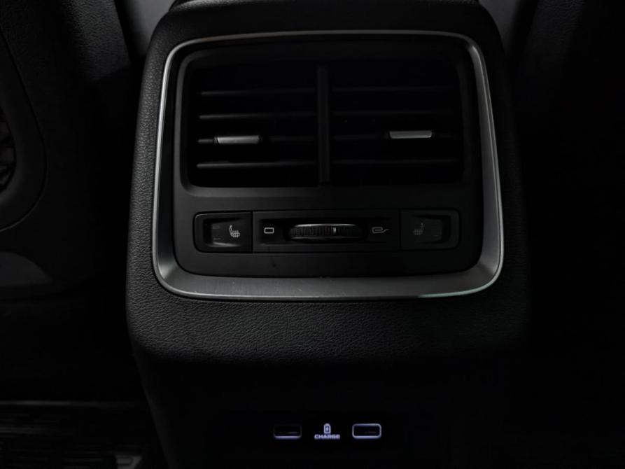 Geely Atlas Pro Москва  - изображение 29