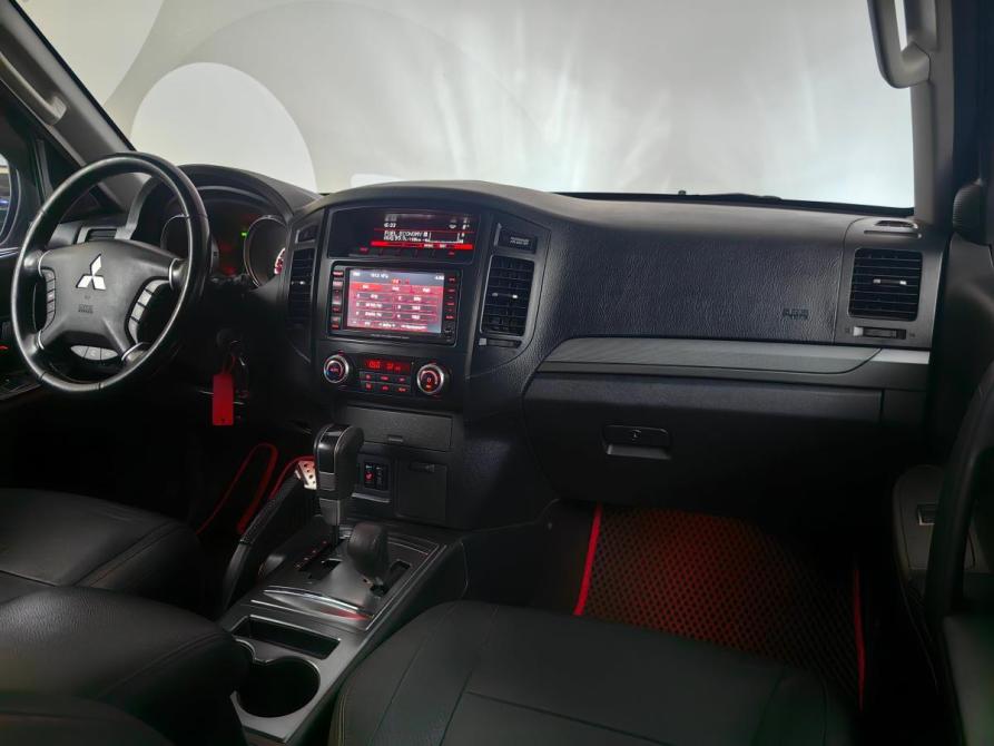 Mitsubishi Pajero IV Рестайлинг 1 Москва  - изображение 7
