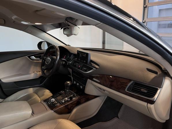 Audi A7 I (4G) с пробегом 2011 года, цена 1 715 000 рублей, 206178 км, лифтбек, Автокод Объявления