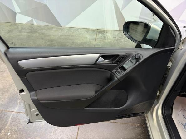 Volkswagen Golf V с пробегом 2011 года, цена 750 000 рублей, 158004 км, хэтчбек, Автокод Объявления