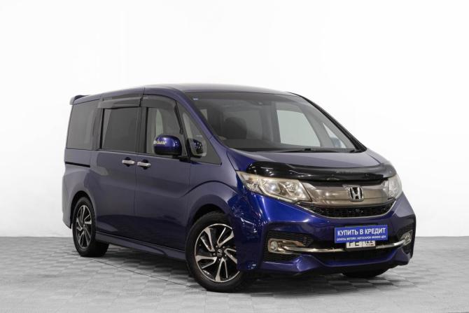 Honda Stepwgn V с пробегом 2015 года, цена 1 749 000 рублей, 162000 км, минивэн, Автокод Объявления