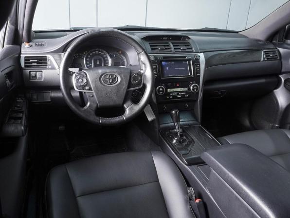 Toyota Camry VII (XV50) с пробегом 2012 года, цена 1 660 000 рублей, 255696 км, седан, Автокод Объявления