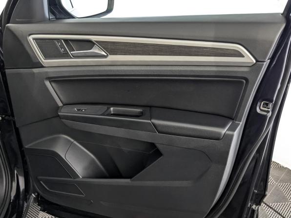 Volkswagen Teramont I с пробегом 2018 года, цена 3 000 000 рублей, 176009 км, внедорожник, Автокод Объявления