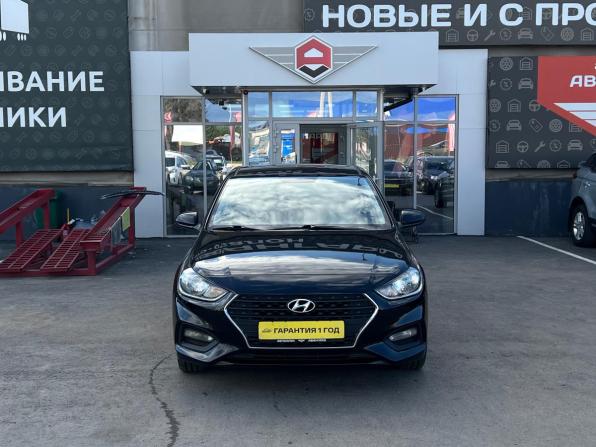 Hyundai Solaris II с пробегом 2018 года, цена 1 350 000 рублей, 120429 км, седан, Автокод Объявления
