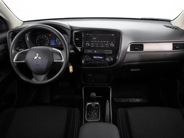 Mitsubishi Outlander III Рестайлинг 2 с пробегом 2017 года, цена 1 699 000 рублей, 113879 км, внедорожник, Автокод Объявления