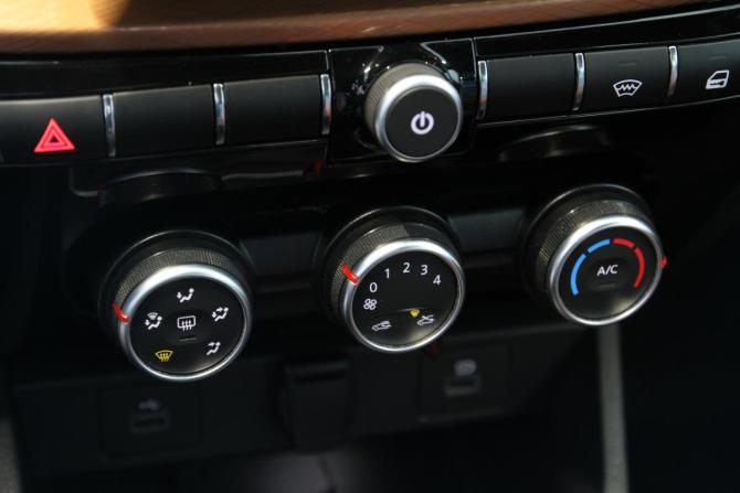 Lada (ВАЗ) Vesta I Рестайлинг (NG) с пробегом 2023 года, цена 1 429 000 рублей, 23030 км, седан, Автокод Объявления