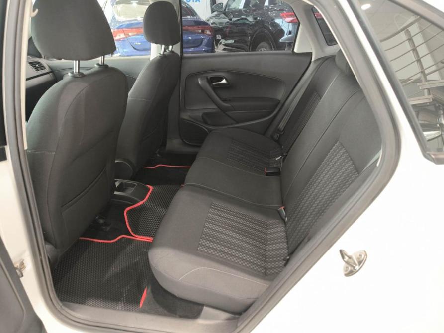 Volkswagen Polo V Рестайлинг Казань  - изображение 15