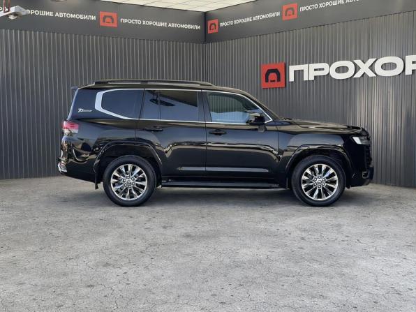 Toyota Land Cruiser 300 Series с пробегом 2021 года, цена 10 987 000 рублей, 64929 км, внедорожник, Автокод Объявления
