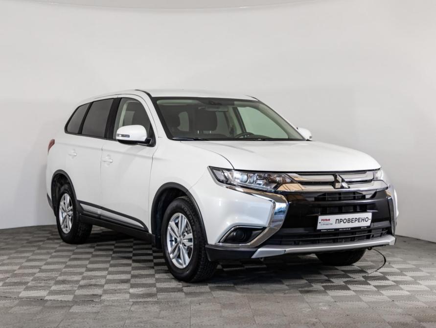Mitsubishi Outlander III Рестайлинг 2 Санкт-Петербург  - изображение 3