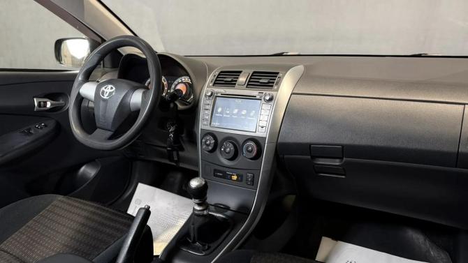 Toyota Corolla X (E140 E150) Рестайлинг с пробегом 2012 года, цена 800 000 рублей, 192495 км, седан, Автокод Объявления