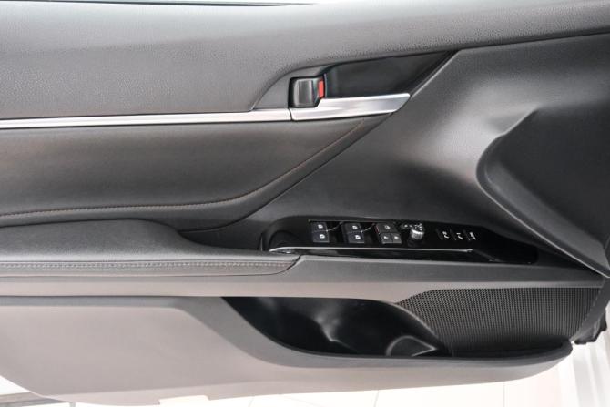 Toyota Camry VIII (XV70) с пробегом 2020 года, цена 3 599 000 рублей, 85000 км, седан, Автокод Объявления