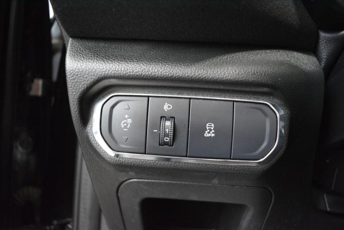 Haval Jolion I с пробегом 2023 года, цена 1 749 000 рублей, 29000 км, внедорожник, Автокод Объявления