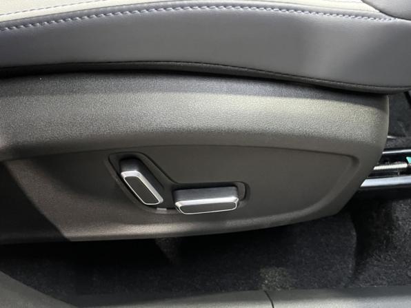 Geely Atlas II с пробегом 2024 года, цена 2 995 000 рублей, 23940 км, внедорожник, Автокод Объявления