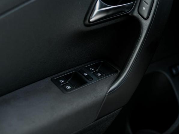 Volkswagen Polo V с пробегом 2014 года, цена 625 000 рублей, 233695 км, седан, Автокод Объявления