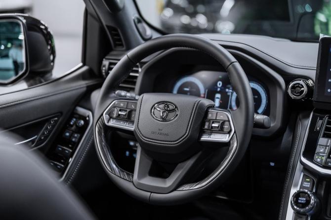 Новый Toyota Land Cruiser 300 Series 2026 года, цена 14 950 000 рублей, внедорожник, Автокод Объявления