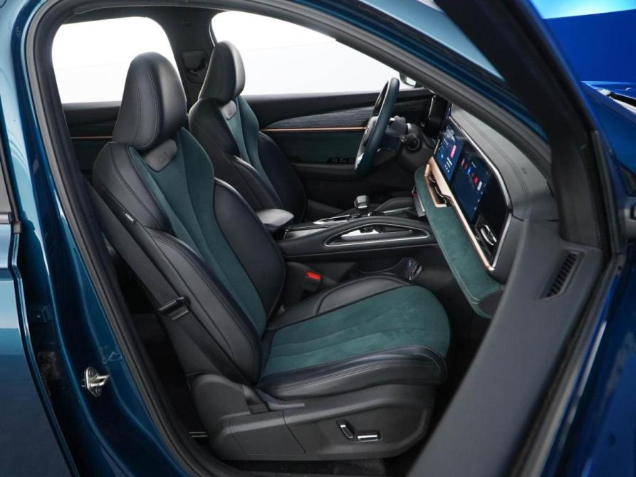 Geely Monjaro I Москва  - изображение 8