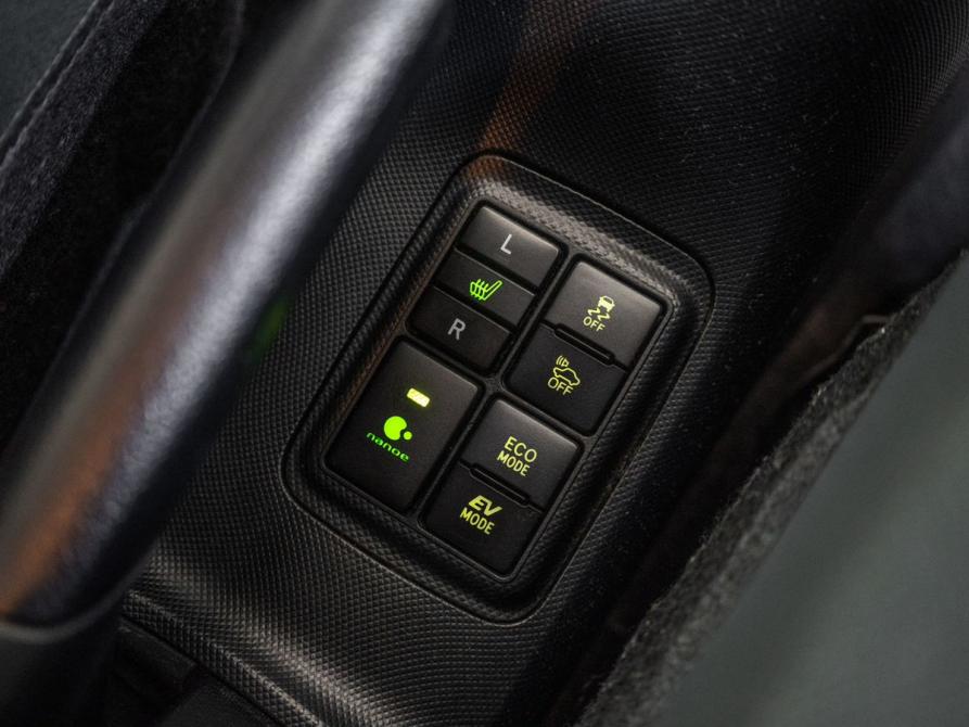 Toyota Aqua I Рестайлинг Иркутск  - изображение 16
