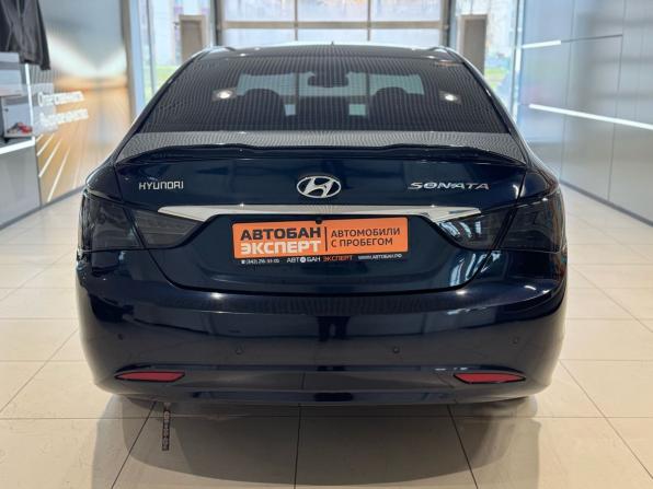 Hyundai Sonata VI (YF) с пробегом 2011 года, цена 899 000 рублей, 197500 км, седан, Автокод Объявления