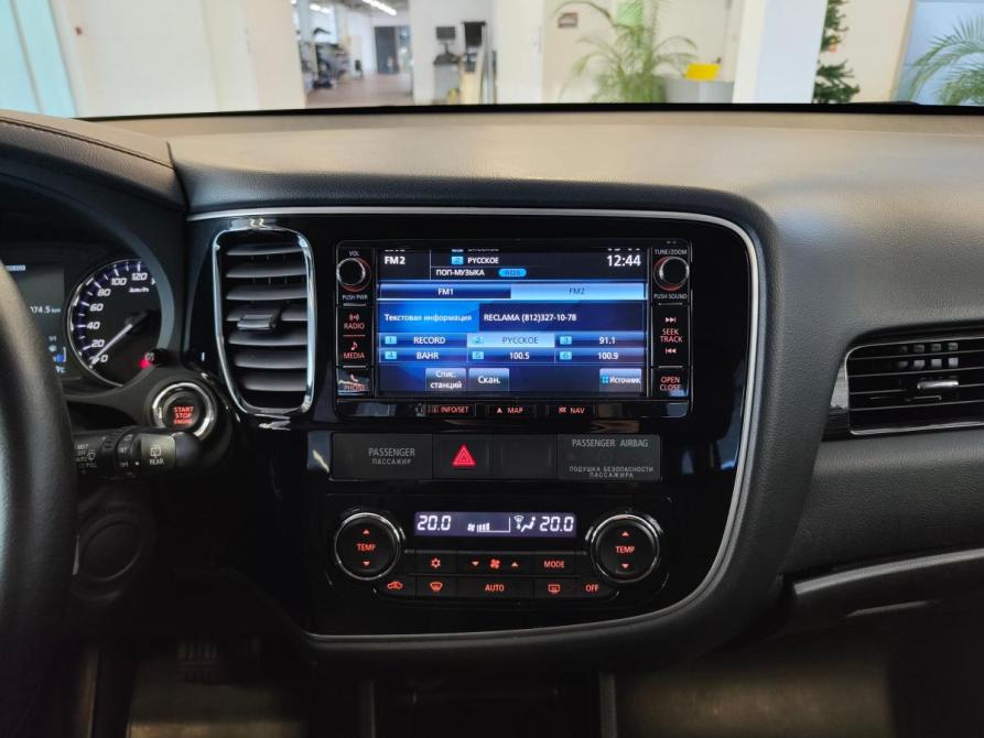Mitsubishi Outlander III Рестайлинг 2 Санкт-Петербург  - изображение 11