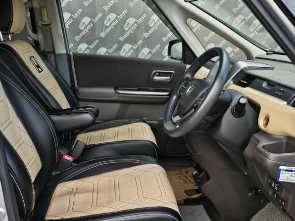 Honda Freed II Рестайлинг с пробегом 2019 года, цена 1 495 000 рублей, 168000 км, компактвэн, Автокод Объявления