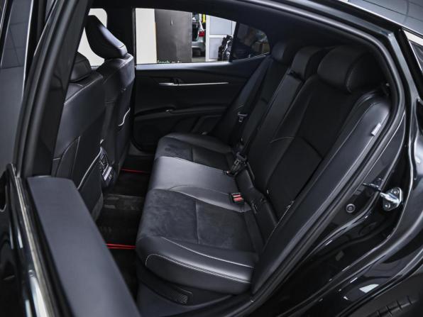 Toyota Camry IX (XV80) China Market с пробегом 2026 года, цена 4 280 000 рублей, 153 км, седан, Автокод Объявления