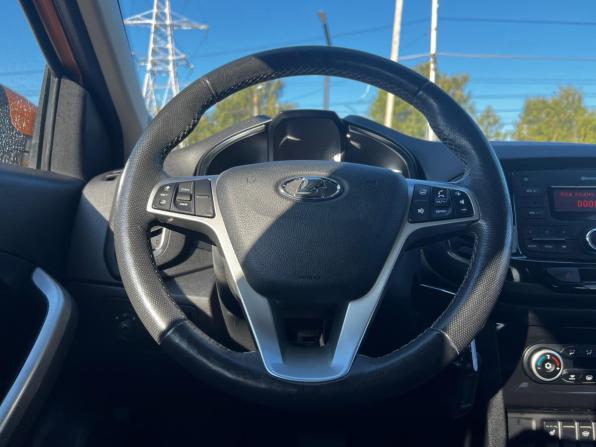 Lada (ВАЗ) XRAY I с пробегом 2019 года, цена 1 080 000 рублей, 100395 км, хэтчбек, Автокод Объявления