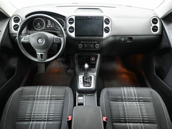 Volkswagen Tiguan I Рестайлинг с пробегом 2015 года, цена 1 599 900 рублей, 159348 км, внедорожник, Автокод Объявления