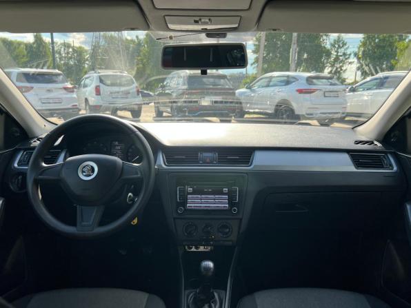 Skoda Rapid I с пробегом 2014 года, цена 907 300 рублей, 130923 км, лифтбек, Автокод Объявления