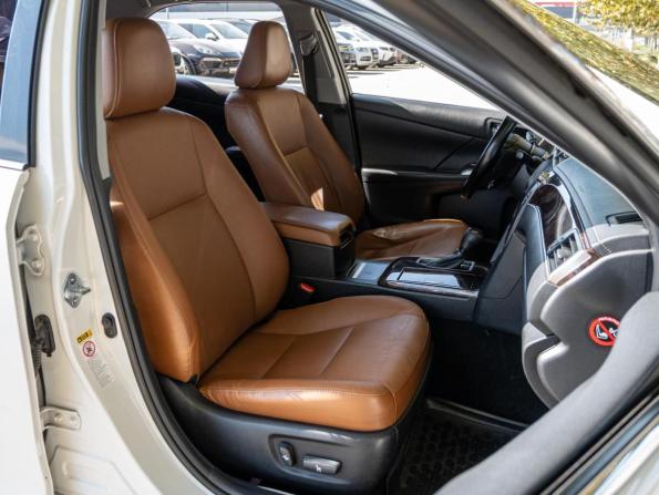 Toyota Camry VII (XV50) Рестайлинг с пробегом 2016 года, цена 1 795 000 рублей, 193145 км, седан, Автокод Объявления