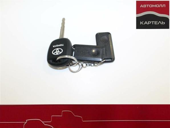 Toyota Avensis II Рестайлинг с пробегом 2006 года, цена 799 000 рублей, 248274 км, седан, Автокод Объявления
