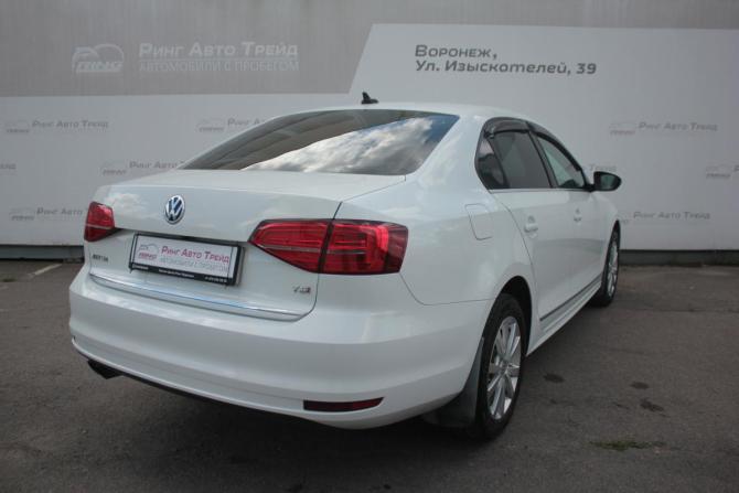 Volkswagen Jetta VI Рестайлинг с пробегом 2018 года, цена 1 590 000 рублей, 119054 км, седан, Автокод Объявления