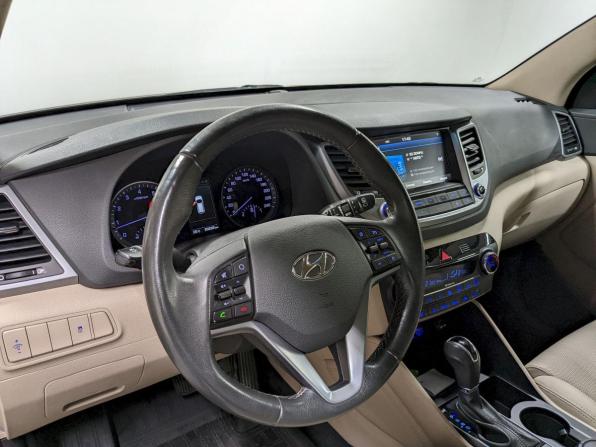 Hyundai Tucson III с пробегом 2016 года, цена 2 150 000 рублей, 83221 км, внедорожник, Автокод Объявления