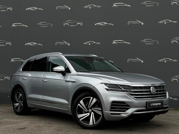 Volkswagen Touareg III с пробегом 2019 года, цена 4 396 400 рублей, 97019 км, внедорожник, Автокод Объявления