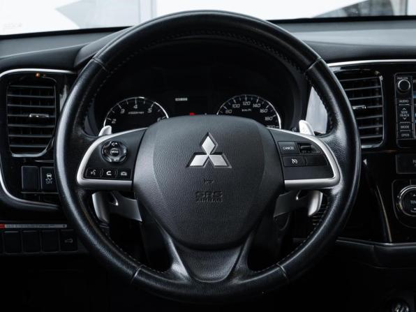 Mitsubishi Outlander III Рестайлинг с пробегом 2014 года, цена 1 353 000 рублей, 221279 км, внедорожник, Автокод Объявления