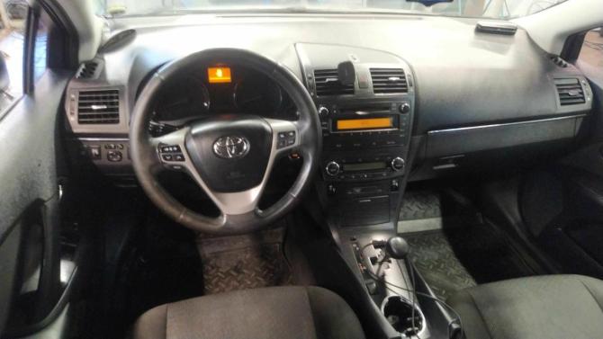 Toyota Avensis III с пробегом 2010 года, цена 780 000 рублей, 379085 км, универсал, Автокод Объявления