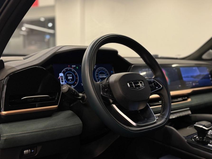 Geely Monjaro I Мурманск  - изображение 16