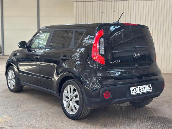 Kia Soul II Рестайлинг с пробегом 2017 года, цена 1 520 000 рублей, 89813 км, хэтчбек, Автокод Объявления