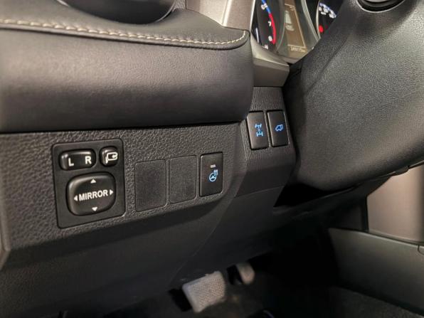 Toyota RAV4 IV (XA40) Рестайлинг с пробегом 2019 года, цена 2 250 000 рублей, 249504 км, внедорожник, Автокод Объявления