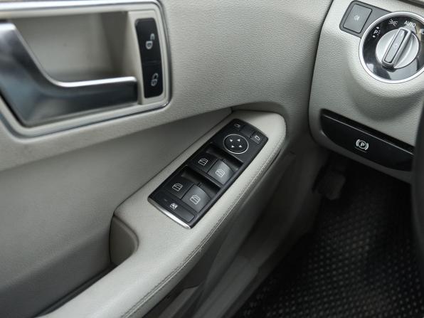 Mercedes-Benz E-Класс IV (W212 S212 C207) с пробегом 2012 года, цена 1 500 000 рублей, 254320 км, седан, Автокод Объявления