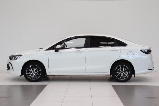 BAIC U5 Plus с пробегом 2023 года, цена 1 260 000 рублей, 31263 км, седан, Автокод Объявления