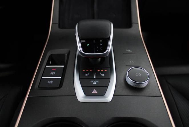 Omoda C5 I с пробегом 2023 года, цена 1 760 000 рублей, 40233 км, внедорожник, Автокод Объявления